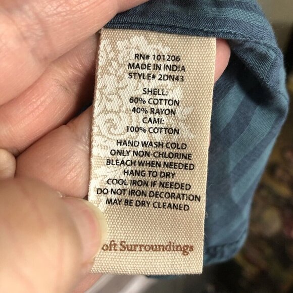 SOFT SURROUNDINGS Womens TOP 3/4 Sleeve BLUE Stripe One Button Size XL with Tank - Picture 8 of 10